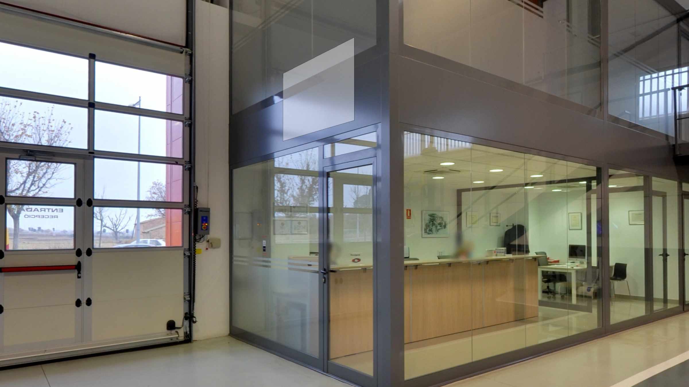 Recepció GSX Carrosseria - Taller de xapa i pintura Recepció GSX Carrosseria - Taller de xapa i pintura